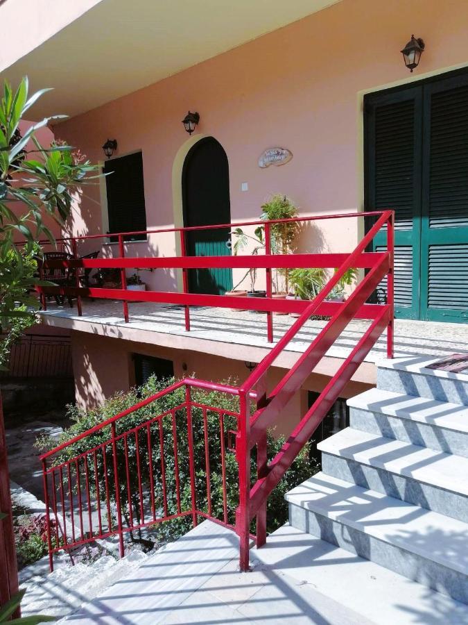 Vassia'S Beach Houses Benitses  Dış mekan fotoğraf
